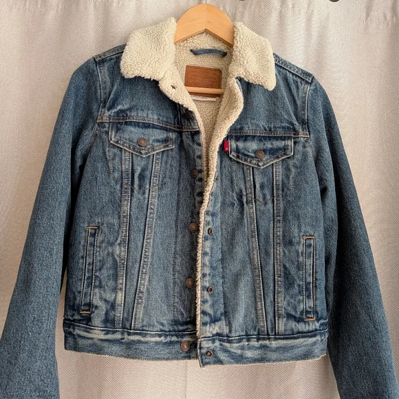 Levi's Denim Sherpa Jacket - Picture 1 of 4